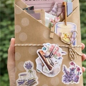 Blind Date With a Book Gift Set